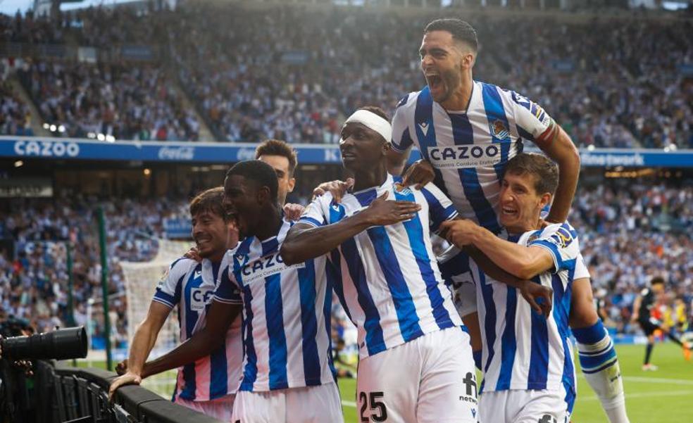 Sadiq y Remiro evitan la victoria del Atlético en Donosti