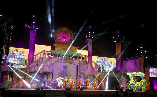 San Bartolomé prepara ya el carnaval de 2023 con dos licitaciones por 746.513 euros