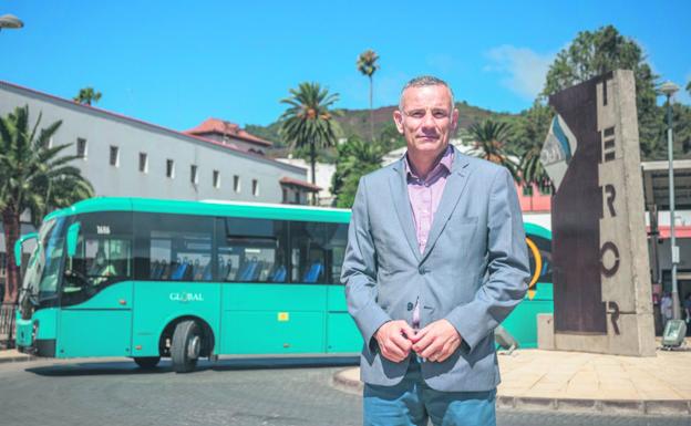 «Cada día somos más conscientes de la utilidad social del transporte público»