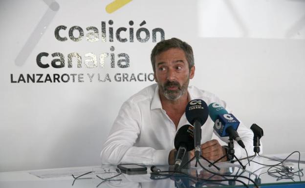 San Ginés avala la compra de su casa y mantiene la aspiración a ser candidato