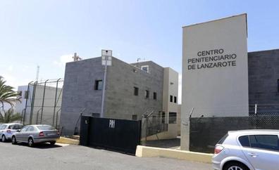 Dos positivos por covid en la prisión de Tahiche obliga a confinar un módulo