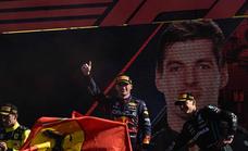 Verstappen conquista Monza y Sainz remonta hasta rozar el podio