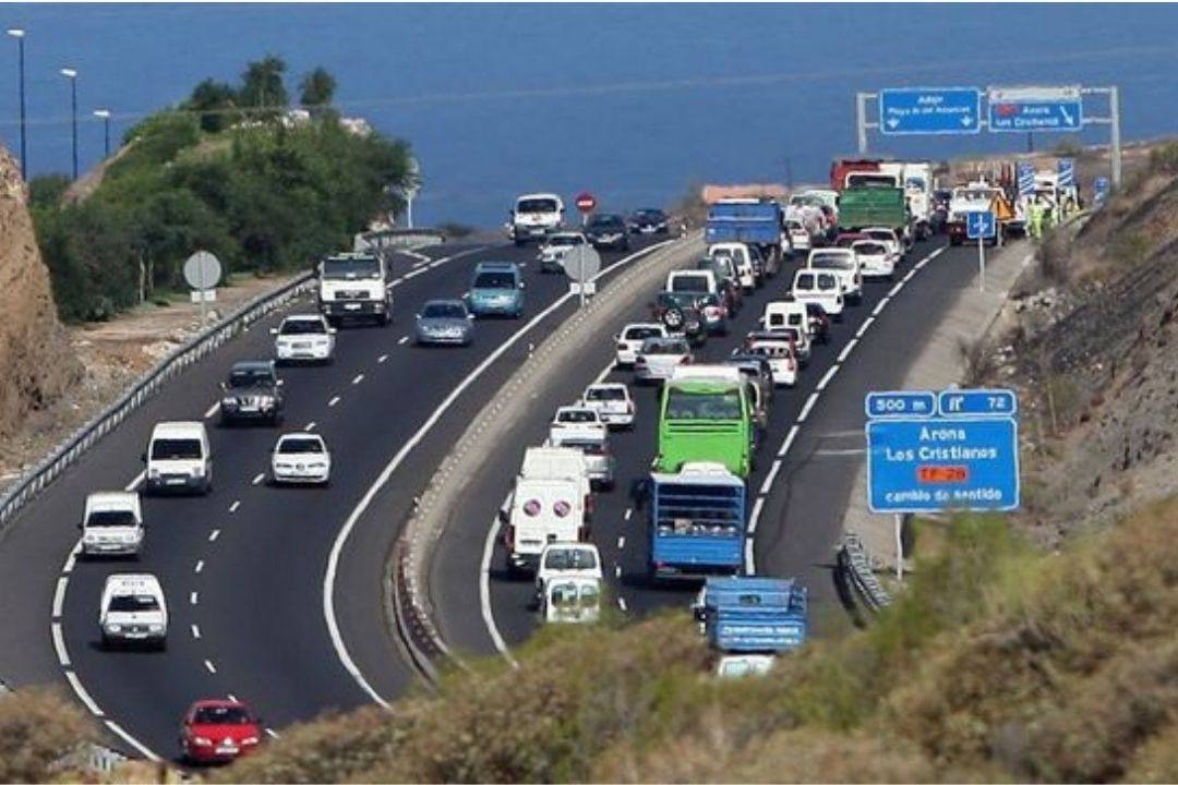 Tres heridos, uno de ellos de carácter grave, tras el vuelco de un vehículo en Tenerife