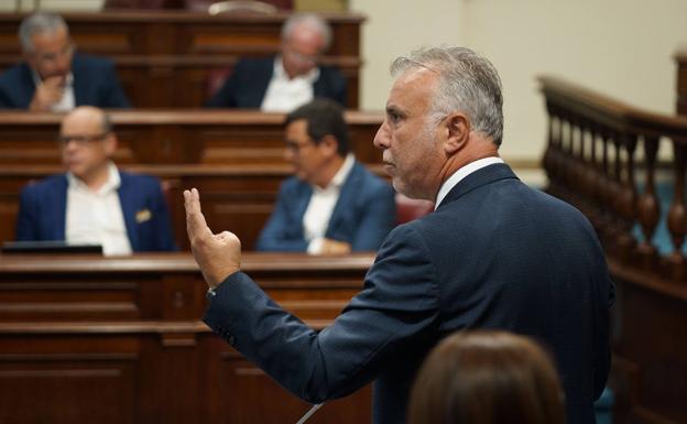 La enmienda para eliminar el sueldo vitalicio de los expresidentes avanza en el Parlamento