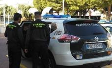 La Guardia Civil investiga a dos varones y detiene a otro por robar en Tenerife