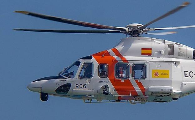 Trasladan al Negrín a un tripulante del buque ARGO tras sufrir un infarto