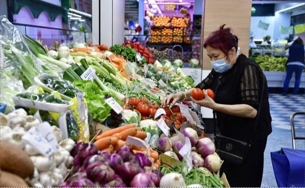 El IPC baja en toda España en agosto, excepto en Canarias y Baleares