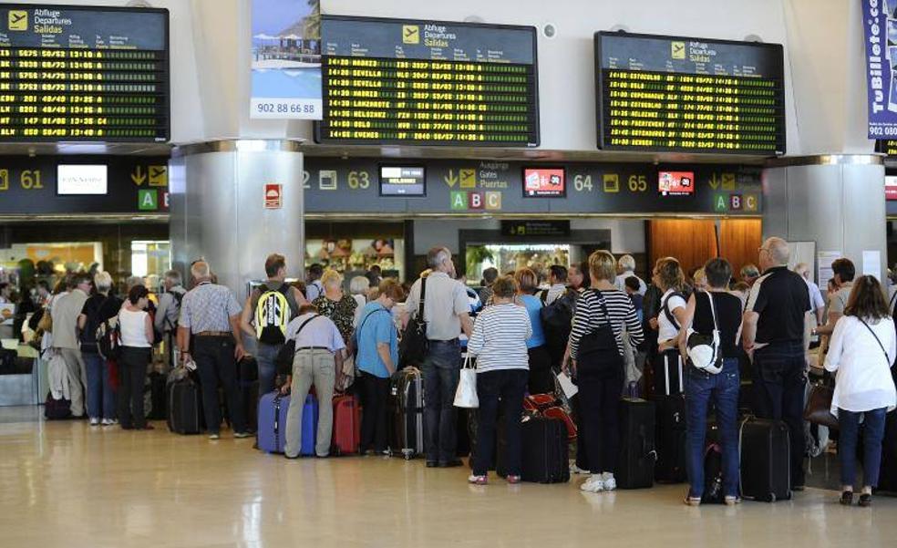 Gran Canaria supera el número de turistas internacionales respecto a agosto de 2019