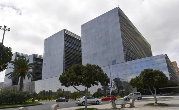 A juicio un guardia civil y su amigo que intentaron robar una casa vestidos como agentes de paisano