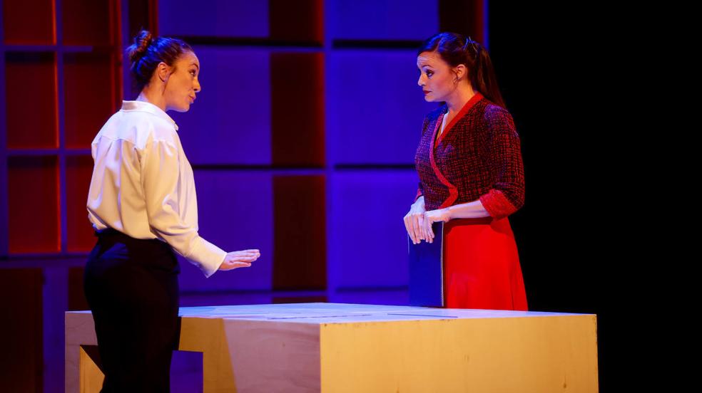 El Teatro Pérez Galdós arrancó su temporada teatral con 'Patriotas'