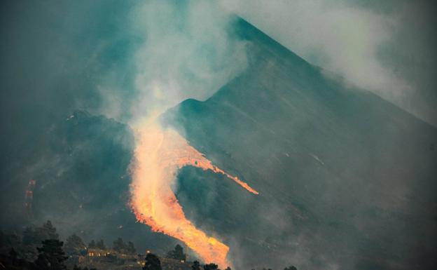 Un pastelero diseña lava comestible a beneficio de los afectados del volcán