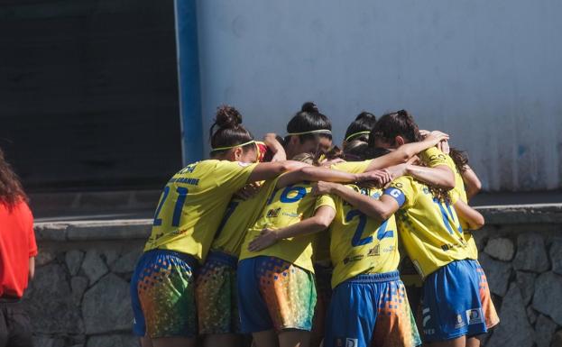 El Juan Grande vence al Lleida y continúa imbatido (2-0)