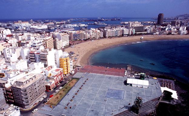 Muere de parada cardiorrespiratoria en Las Canteras