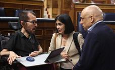 PSOE y Podemos postergan su disputa por la 'ley Darias' para evitar su caída en el Congreso