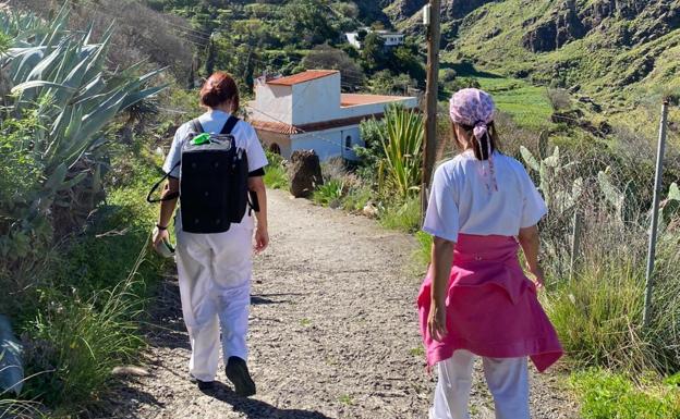 Canarias administra a partir de mañana la cuarta dosis contra la covid en residencias de ancianos
