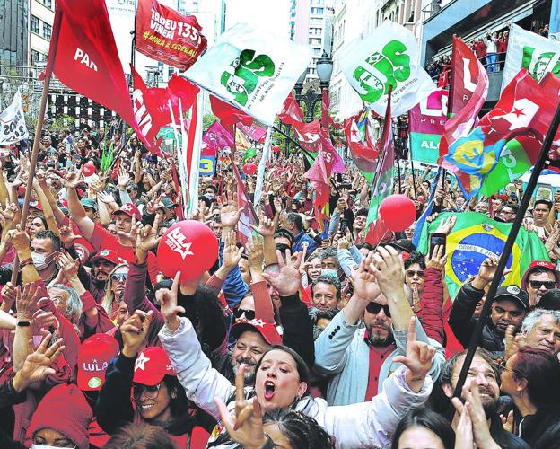 Manifestación de seguidores de Lula./