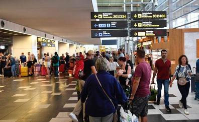 Críticas por falta de información a los pasajeros afectados por cancelaciones