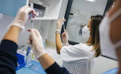 Canarias inicia la vacunación de la cuarta dosis adaptada a varientes Omicron