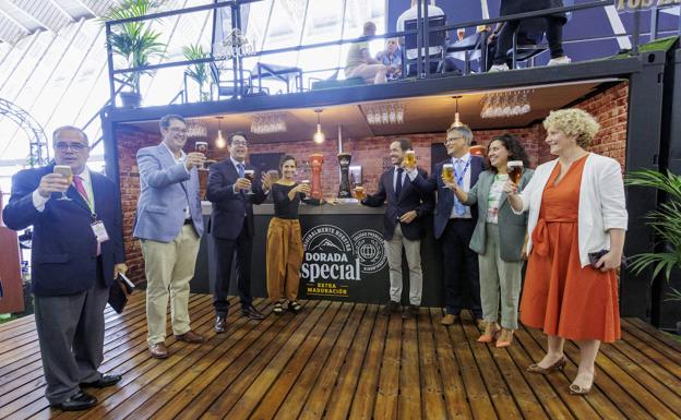 Cervecera de Canarias combina sostenibilidad, digitalización y cultura cervecera en Gastrocanarias
