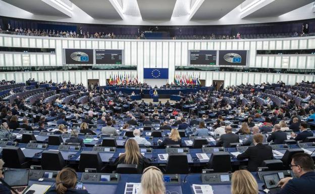 El PP reclama un debate en Estrasburgo sobre el veto a la pesca de fondo
