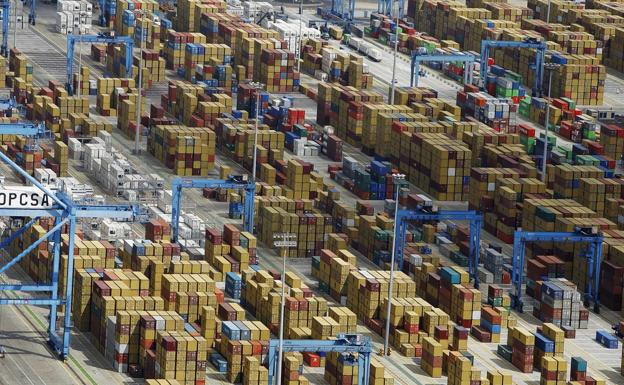 El Puerto de Las Palmas gana un 34% más en el primer semestre de 2022 y llega a los 15,1 millones