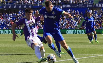 El Valladolid vence en Getafe y sale del descenso