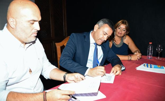 Centro de Acogida de Animales de Teguise, con Gesplan
