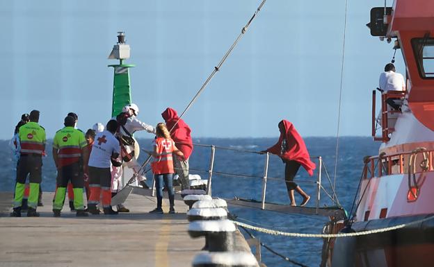 Socorren a 165 personas en cuatro embarcaciones cerca de Fuerteventura y Lanzarote