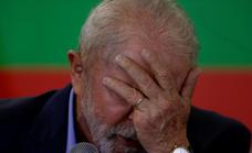 Lula se coloca ocho puntos por delante de Bolsonaro en las encuestas para la segunda vuelta