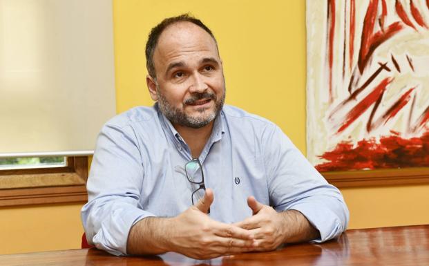 Guerra interna en el Gobierno por la planta de gas en el puerto de La Luz
