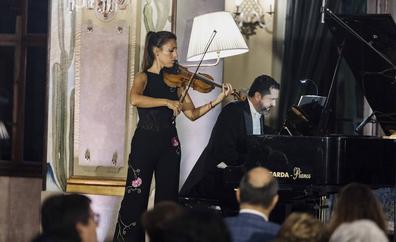 Leticia Moreno y Felipe Aguirre conmueven al público en un recital cargado de notas dramáticas, líricas y virtuosas
