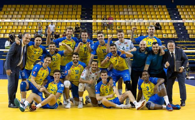 El CV Guaguas da un golpe sobre la mesa y se lleva el choque ante el Melilla (3-0)