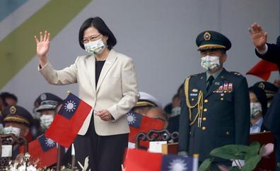Taiwán celebra su día nacional prometiendo resistencia ante la creciente amenaza de China