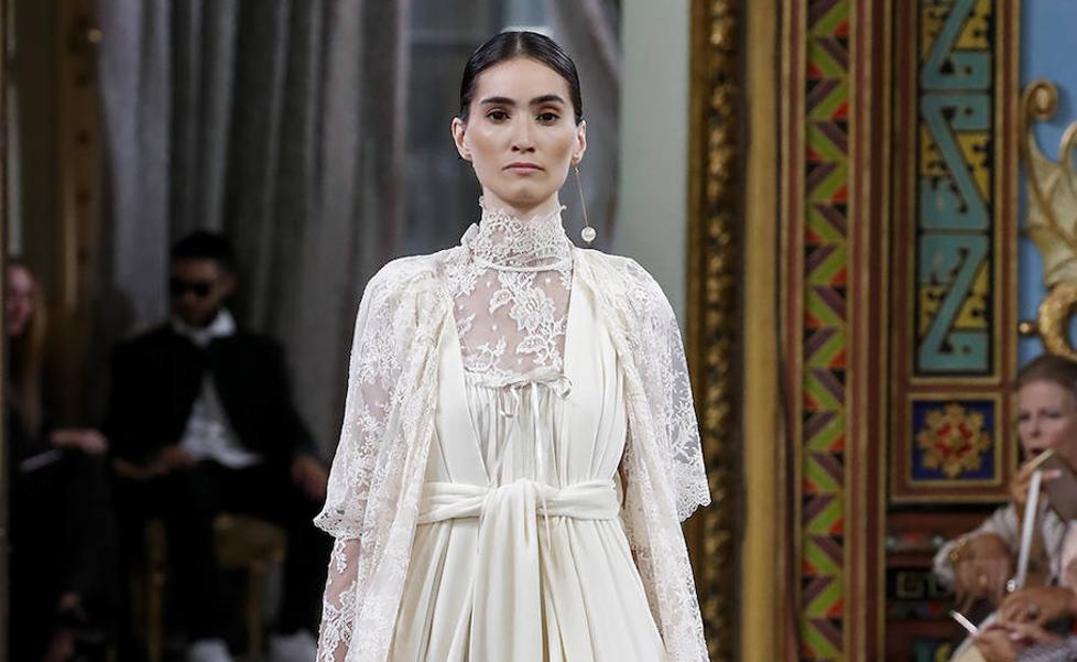 La costura nupcial despliega su creatividad en Atelier Couture