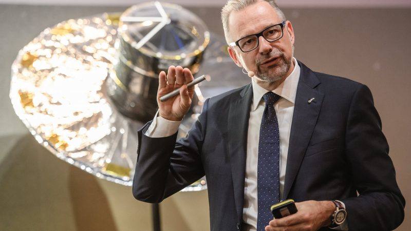 Josef Aschbacher: «España puede estar orgullosa de su industria espacial»