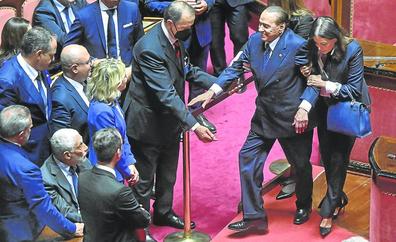 «Prepotente, arrogante y ridícula»: Berlusconi mina el bloque de derechas en Italia con sus críticas a Meloni