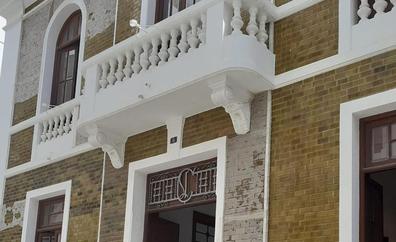 El Cabildo reactiva la recuperación de las fachadas de la Casa Amarilla