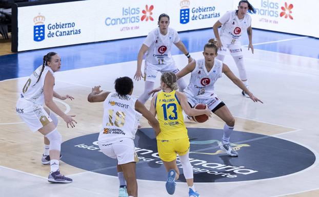 Petra Holesinska, una sólida líder para el novato CB SPAR Gran Canaria 2022-2023