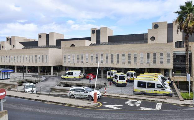 Sufre quemaduras en la cara y un hombro en su casa de la capital grancanaria
