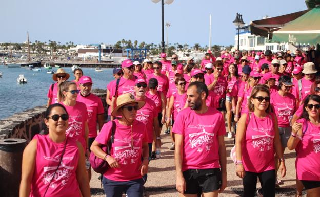 Marcha rosa en Playa Blanca