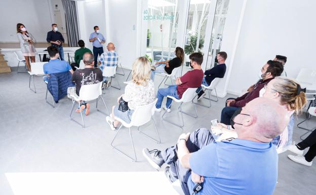 Teguise ayuda al comercio minorista y al sector de la restauración