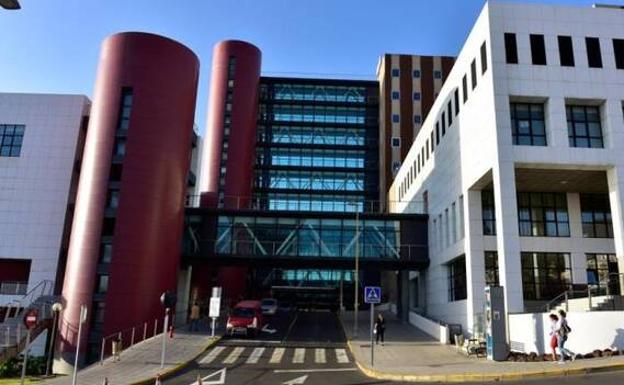 Asamblea 7 Islas exige a Sanidad el plan director de la reforma integral del Materno Infantil