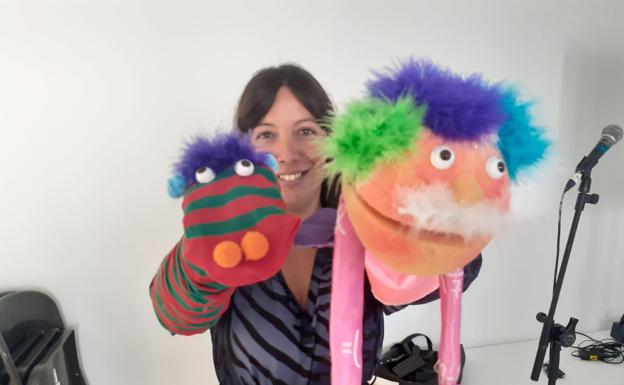 Un primo de tela de Einstein acerca la cultura a los escolares