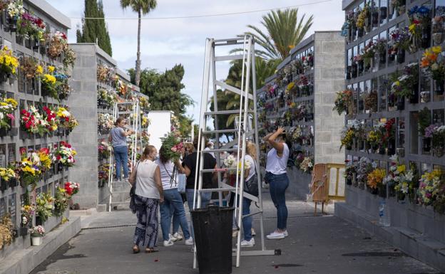 La nueva tarifa de cementerios encarece en 11,3 euros al año la concesión de nichos más común