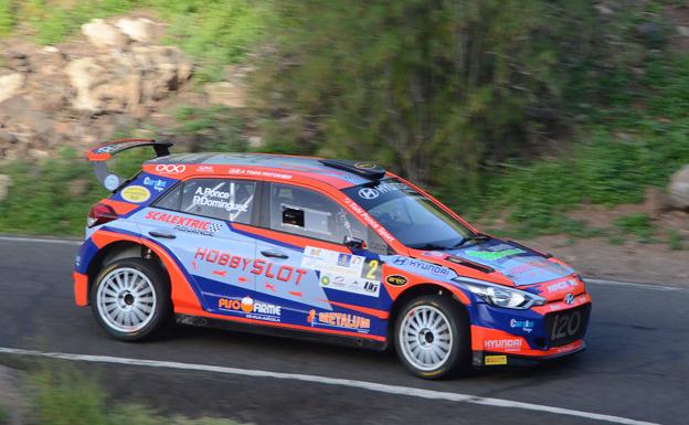 Toñi Ponce y Pedro Domínguez, ganadores en el Rally de Maspalomas