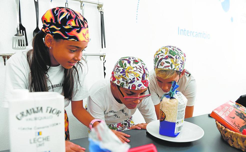 Matemáticas en un arroz con leche: así es un cole que enseña «para la vida»