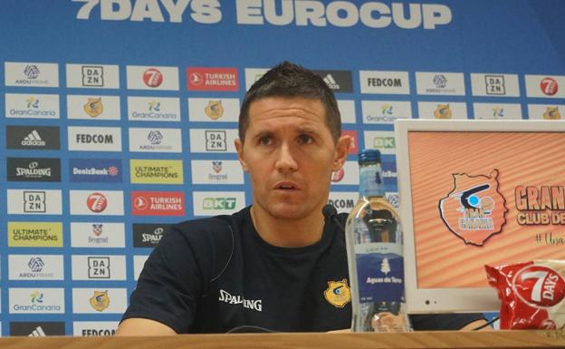 Lakovic: «El París tiene un juego distinto al que vemos en la Liga Endesa»