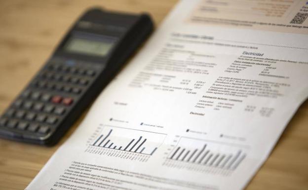 El precio de la luz repunta el miércoles un 3%, hasta los 140,63 euros/MWh