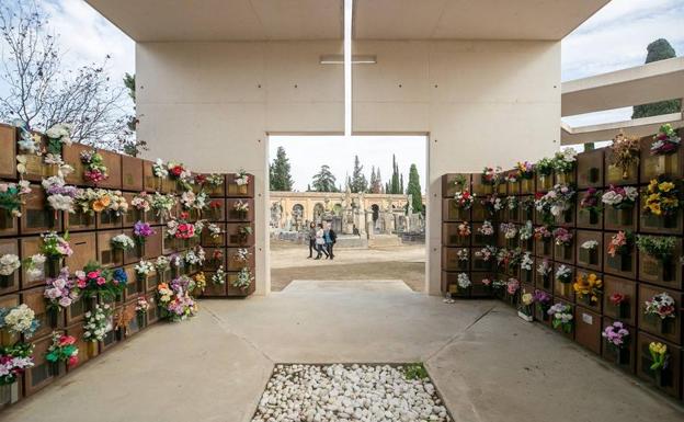 El 79% de los españoles son partidarios de servicios funerarios «ecológicos»