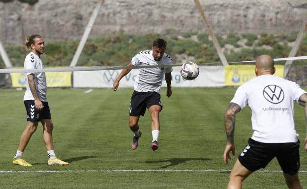 Del fiasco de las rotaciones a los fijos